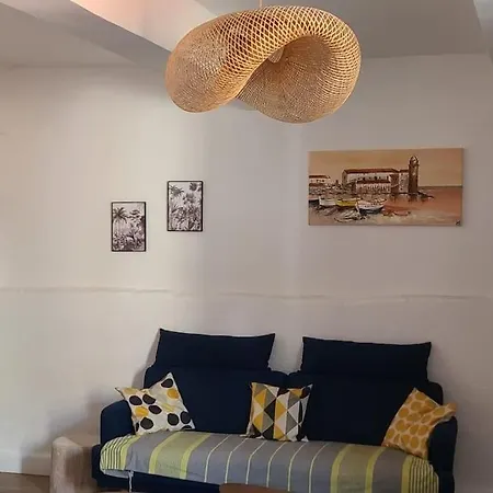 T2 Avec Clim Et Wifi, à 50 M De La