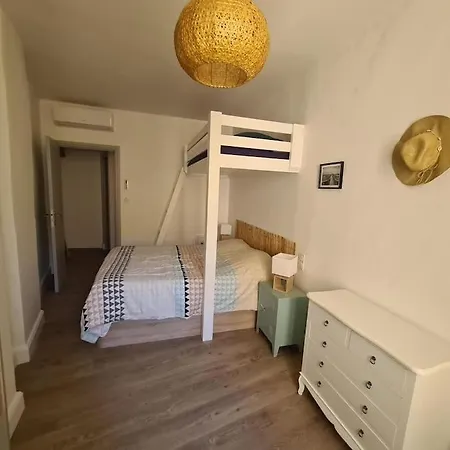 T2 Avec Clim Et Wifi, à 50 M De La Appartement